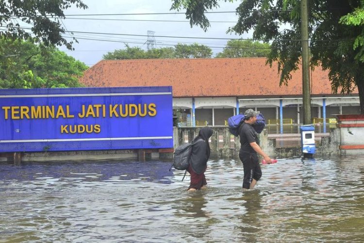 Banjir Di Kudus Meluas Hingga Di 21 Desa 27 Ribu Warga Terdampak