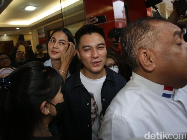 Kameramen Baim Wong Diperiksa Polisi Terkait Kasus Prank KDRT
