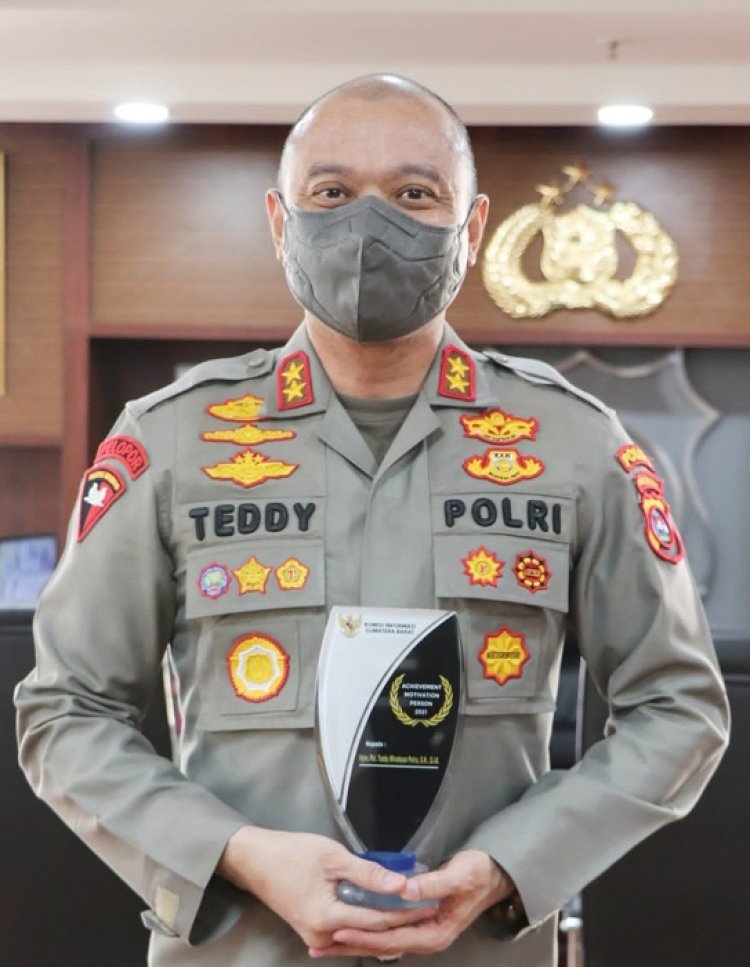 Majelis Hakim PN Jakbar Tolak Eksepsi Kasus Teddy Minahasa