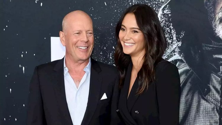 Pensiun dari Hollywood, Keluarga Ungkap Bruce Willis Tengah Nikmati Liburan Musim Panas yang Ajaib