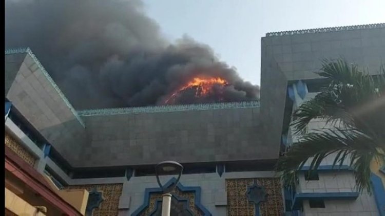 Heru Budi Tinjau Langsung Kubah Masjid Islamic Center yang Terbakar