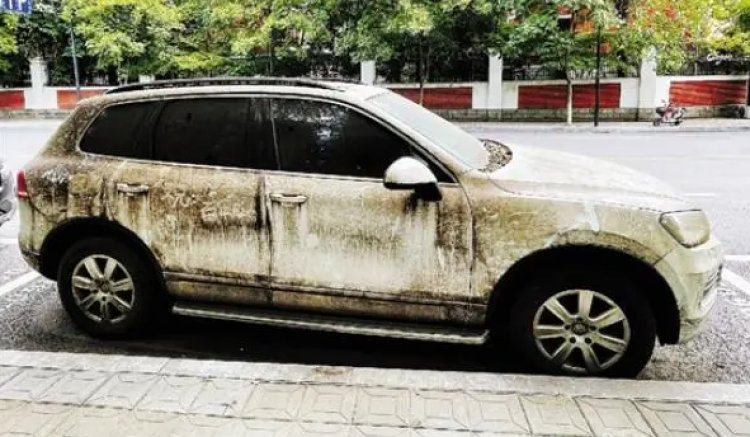 Terparkir 2 Tahun di Jalan, Sebuah Mobil di Hangzhou Dikenai Hutang Parkir Sebesar 50.000 Yuan