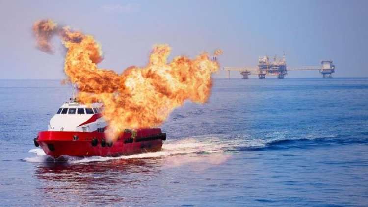 KM Express Cantika 77 Terbakar di Kupang, Diduga Kapal Kelebihan Muatan