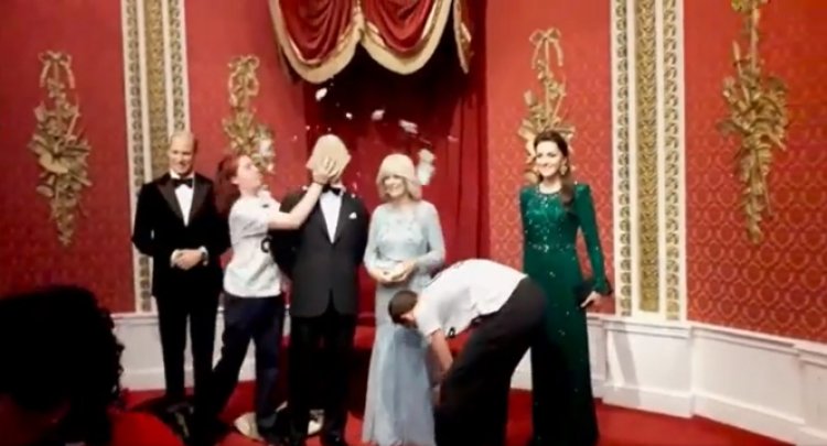 Duh! Patung Lilin Raja Charles III di Madame Tussauds Dilempari Kue Oleh Dua Aktifis Lingkungan