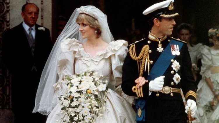 Tolak Bercinta dengan Putri Diana, Raja Charles Pura-pura Gay