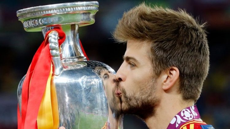 Gerard Pique bersama Barcelona meraih banyak trofi tertinggi. Foto: Sky Sport/Getty Images