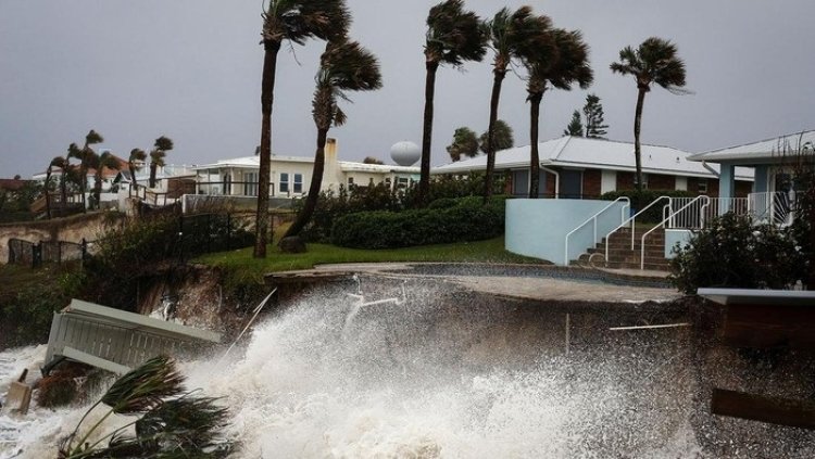Badai Tropis Nicole Hantam Florida, Tewaskan 2 orang