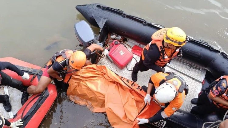 Seorang Pria Tenggelam di BKB Jakbar Ditemukan Dalam Keadaan Tewas Usai Hanyut 2 Hari