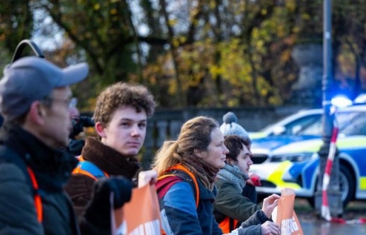 Hukuman Dicabut, 19 Aktivis Iklim di Munich Dibebaskan dari Tahanan Polisi