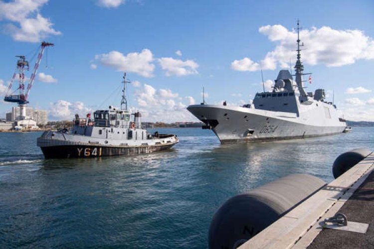 Angkatan Laut Prancis Berhentikan Kapal dengan Berat Lebih dari 4,6 Ton Kokain