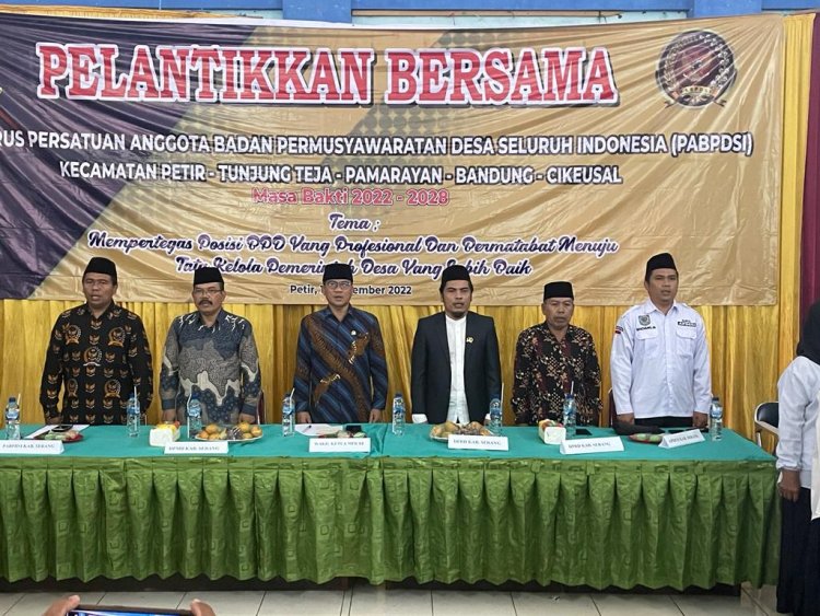 Wakil ketua MPR RI Yandri Susanto Lantik Pengurus PABPDSI Lima Kecamatan Banten