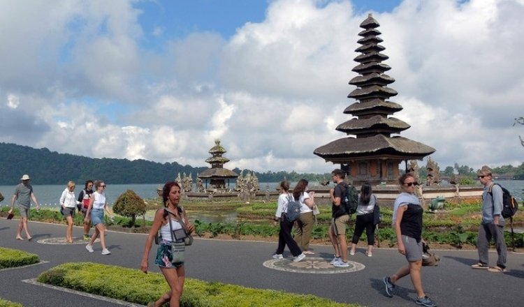 Menteri Pariwisata dan Menparekraf Sebut Jumllah Wisatawan di Bali Melebehi Target