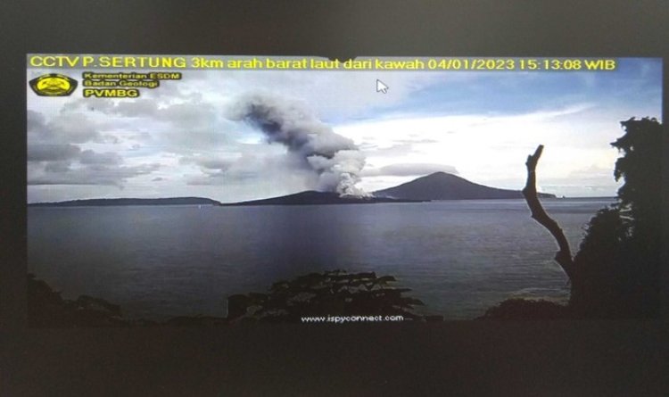 Gunung Anak Krakatau Kembali Erupsi, Warga Sekitar Diminta Menjauh dari Lokasi
