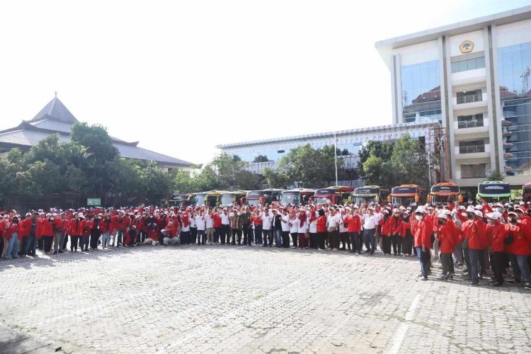 Untag Surabaya Kirim Patriot Mengabdi ke 4 Daerah di Jatim