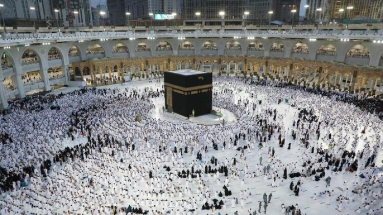 Tak Ada Batasan Usia, Lansia Bisa Berangkat Haji di 2023
