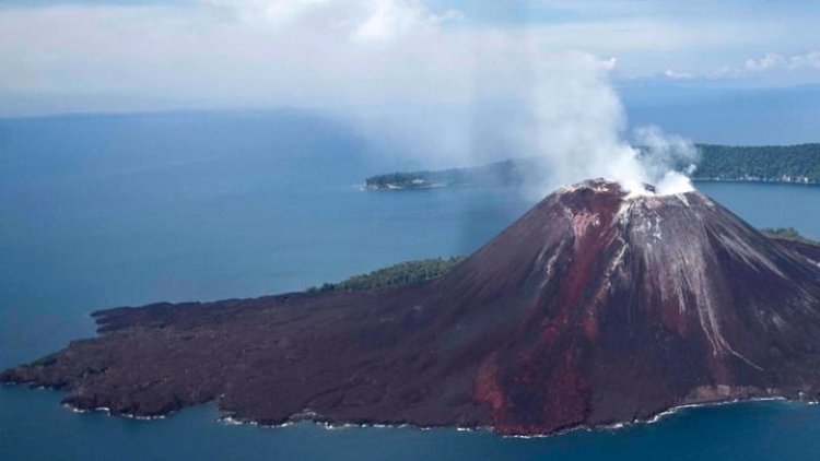 Gunung Anak Krakatau Erupsi 3 Kali dalam 2 Hari Terakhir