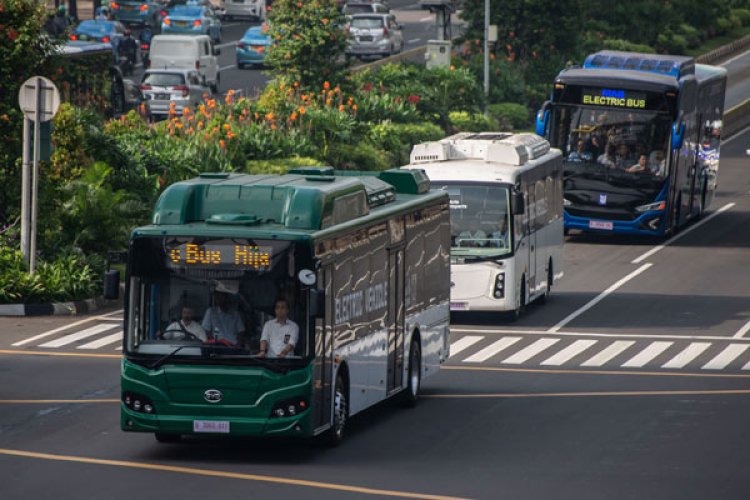 70 Bus Listrik dari China Telat Masuk RI Akibat Lockdown di Negeri Tirai Bambu
