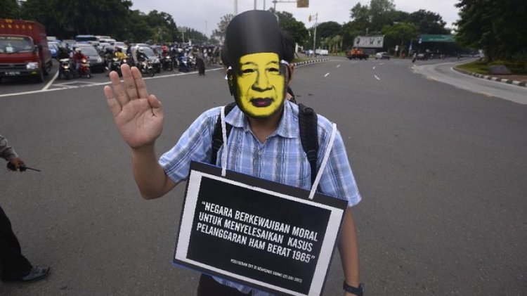 16 Tahun Kamisan: ‘Senandung Bongkar Kebohongan Jokowi’