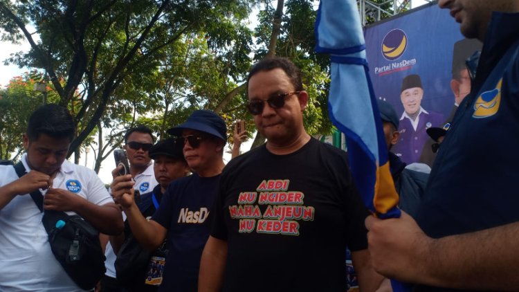 Begini Arti Kaus yang Dipakai Anies saat Ikuti Jalan Sehat di Bandung