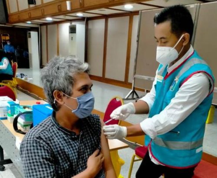179 Ribu Orang Terdeteksi Sudah Suntik Vaksin  Booster Kedua