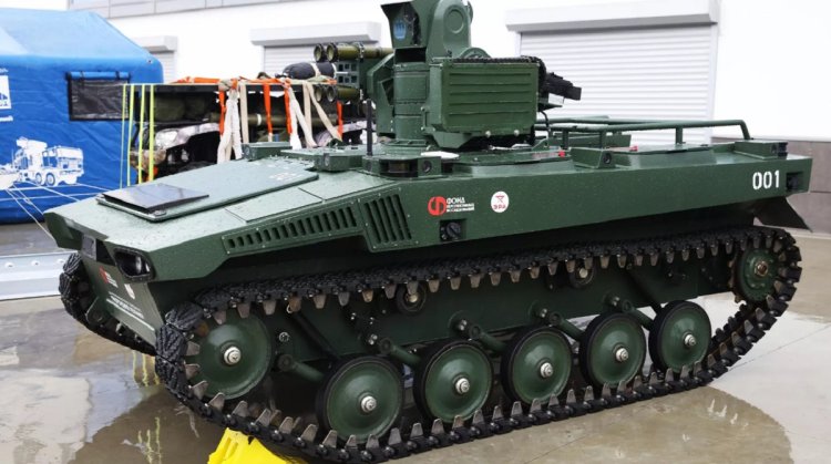Robot Tempur Dikerahkan Rusia Untuk Hancurkan Tank Milik Ukraina