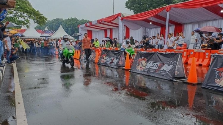 Perayaan Satu Tahun Ajang Street Race dan Bertepatan dengan HUT Polda Metro Jaya ke-73 Jajal Trek Street Race