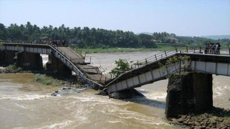 4 Anggota TNI-Polri Hilang Akibat Jembatan Sungai Digoel Papua Putus