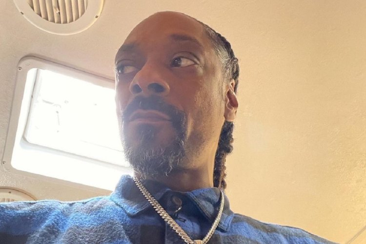 Snoop Dogg Unggah Foto Instagram dengan Lagu dari Indonesia