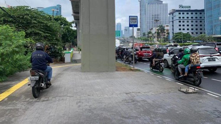 Lalin Tol Bekasi Arah Jakarta Macet Pagi Ini