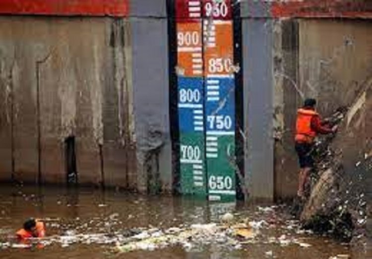 Pintu Air Pasar Ikan Jakut Siaga 2 Usai Jakarta Diguyur Hujan Sejak Pagi