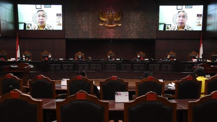 2 Hakim MK Dicurigai Terhadap Perubahan Substansi Putusan Hakim