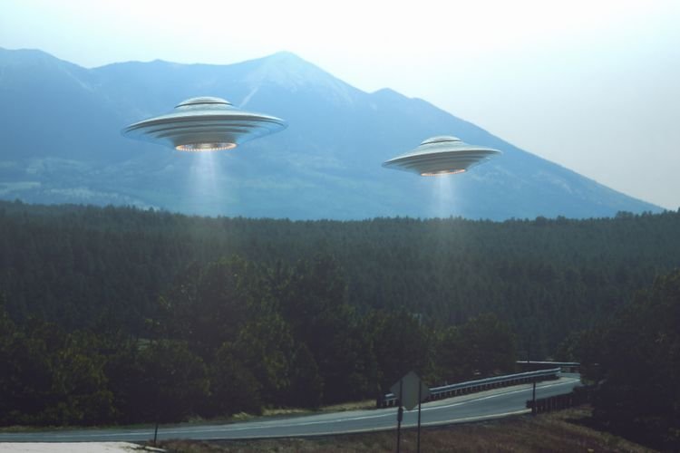 Jet Tempur Amerika Tembak Jatuh UFO yang Mengudara di Langit Alaska
