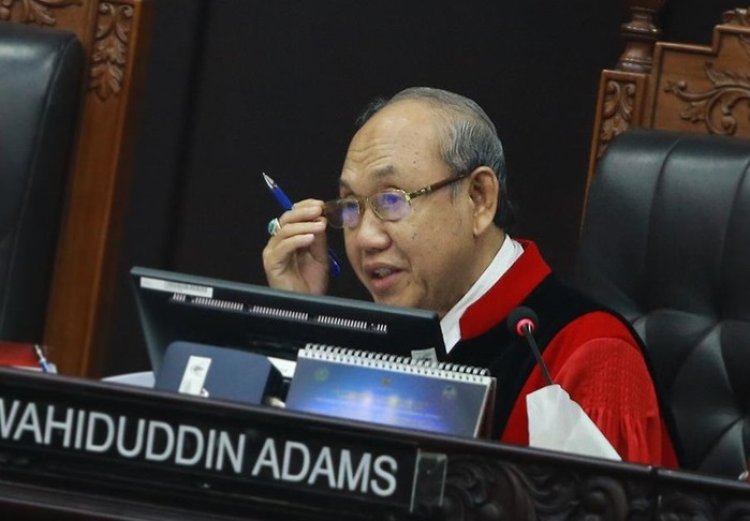 Hakim Konstitusi Wahiduddin Adams Memberikan Isyarat Menolak Gugatan MK Belum Pernah Mengabulkan Uji Formil Perppu