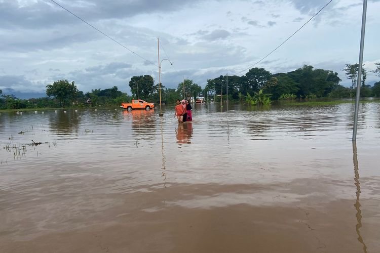 Hujan Deras dan Sungai Meluap, Banjir Rendam Wilayah Ponorogo