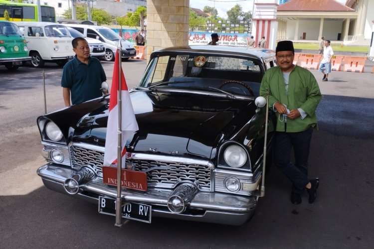 Gathering Mobil Antik, Gus Ipul: Inspirasi Bangun Kawasan Heritage Pasuruan yang Indah