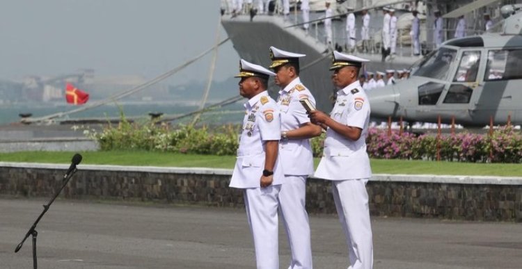 Komando Armada II Menggantikan Laksamana Muda TNI T.S.N.B Hutabarat