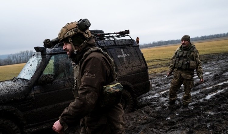 Tentara Ukraina Bertahan di Bakhmut