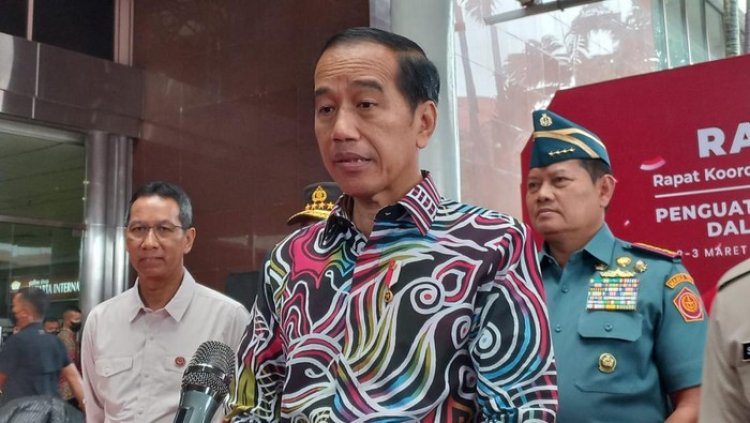 Jokowi Mengatakan Pejabat Tidak Pantas Pamer Kekayaan di Media Sosial Seperti Instagram