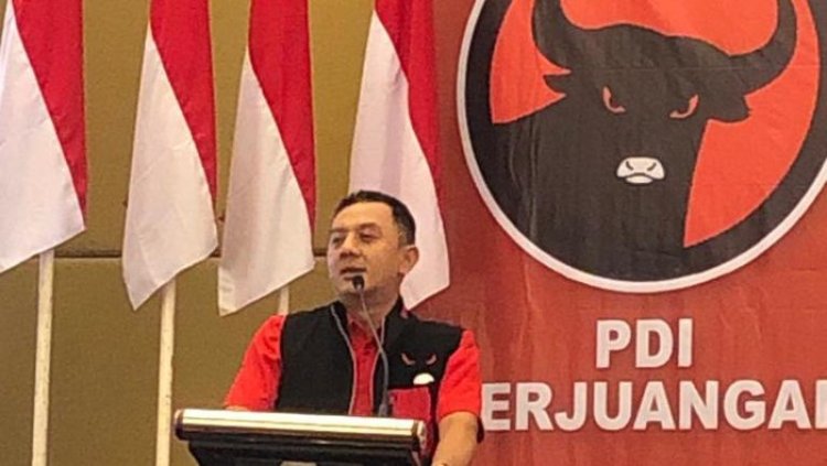 Deni Wicaksono Menegaskan Seluruh Kader PDIP di Jatim Selalu Konsisten Dalam Berpolitik