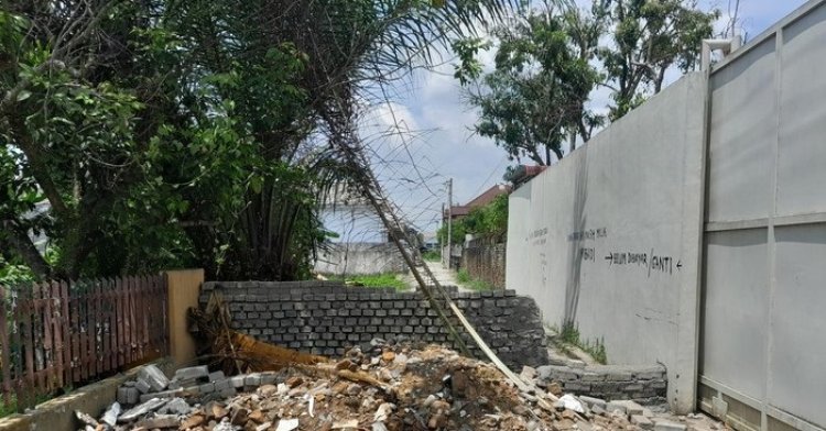 Geger! Pensiunan TNI di Medan Bangun Tembok yang Menutupi Akses Masuk ke Perumahan