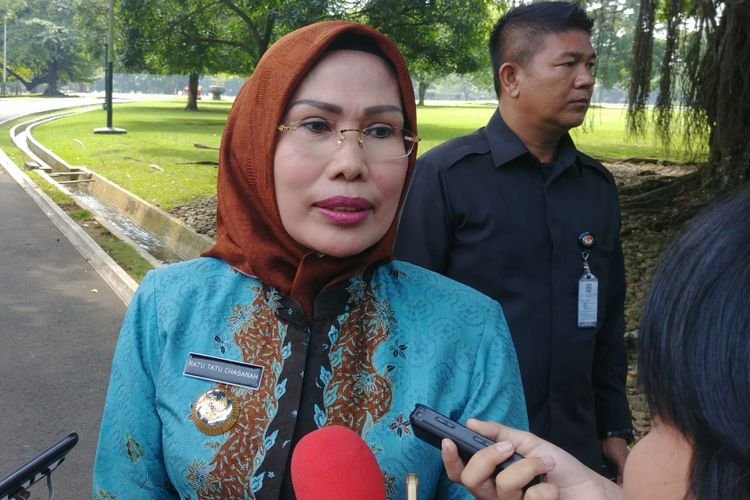Bupati Serang Ratu Tatu Chasanah Terus Berikan Beasiswa S-1 Untuk Guru PAUD