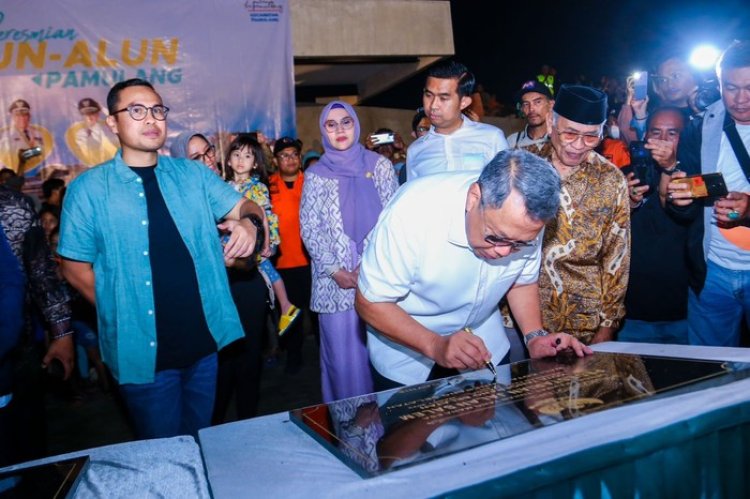 Wali Kota Tangerang Resmikan Alun-alun Pamulang