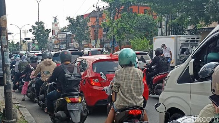 Jalan Insinyur H Juanda Tangerang Macet Tiap Pagi, Warga Berharap Segera Dibangun Flyover