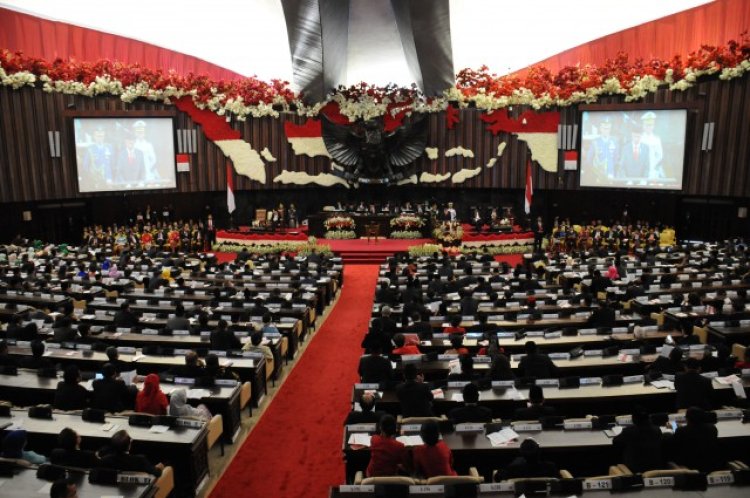 Rapat Paripurna DPR Soroti soal Penundaan Pemilu hingga Kasus Rafael Alun