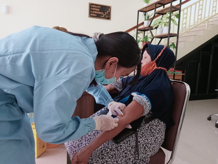Ratusan CJH di Kabupaten Magetan Mulai Lakukan Cek Up Kesehatan