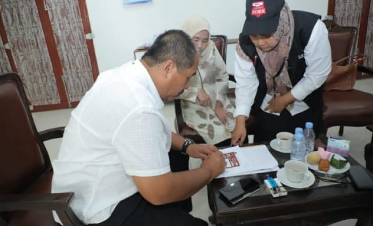 Pantarlih TPS 15 Kelurahan Selawan Lakukan Coklit Pada Wabup Asahan
