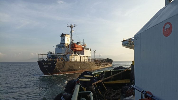 Pertamina Cepat Tanggap Tanggulangi Insiden Kapal MT Kristin di Lombok