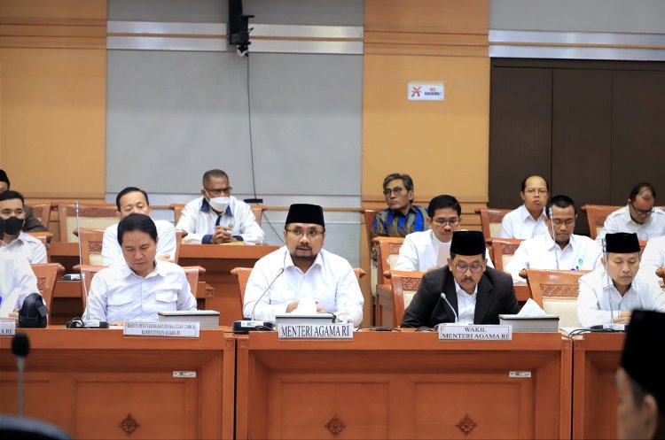 Raker Bersama Komisi VIII, Menag Usul Jemaah Haji Lunas Tunda 2022 Tidak Perlu Tambah Biaya