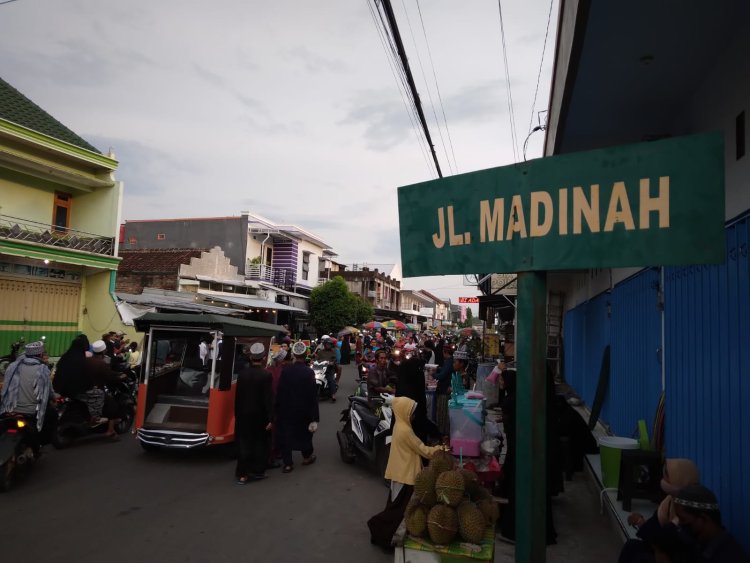 Potret Kampung Madinah di Magetan, Sore Hari Jelang Berbuka Puasa