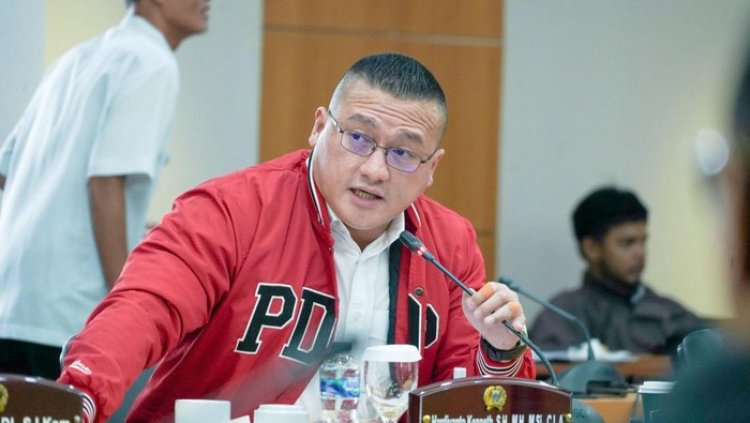 DPRD DKI Fraksi PDI Perjuangan Hardiyanto Kenneth Meminta Agar Camat dan Lurah Lebih Peka